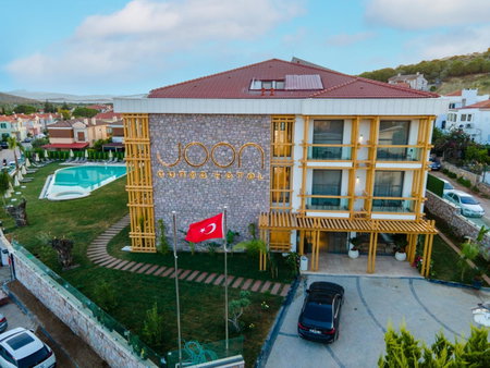 Joon Cunda, Cunda, Turkey