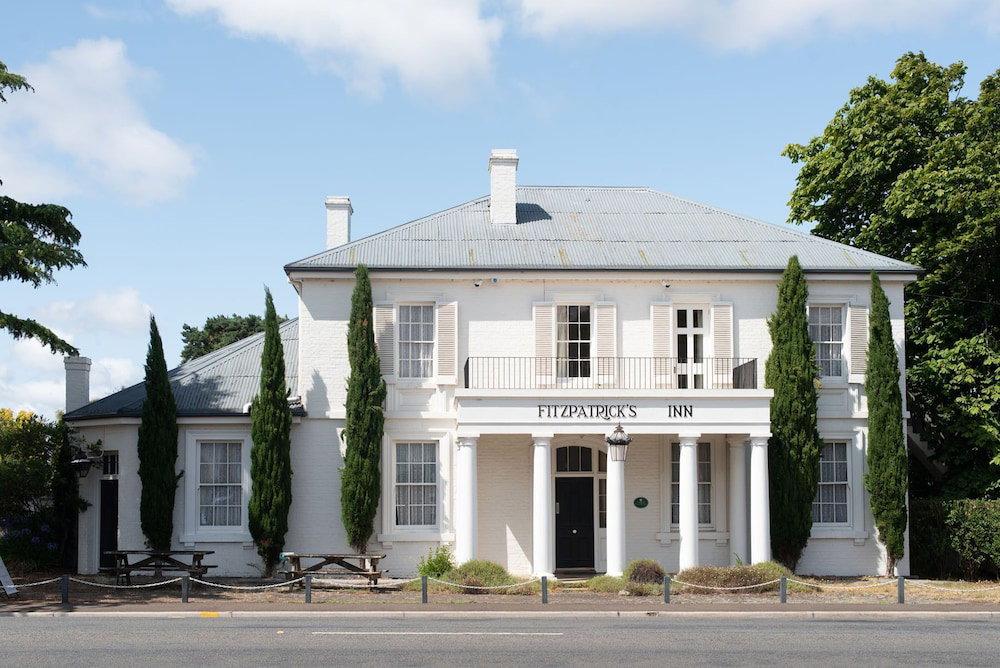 Fitzpatrick's Inn, Australia