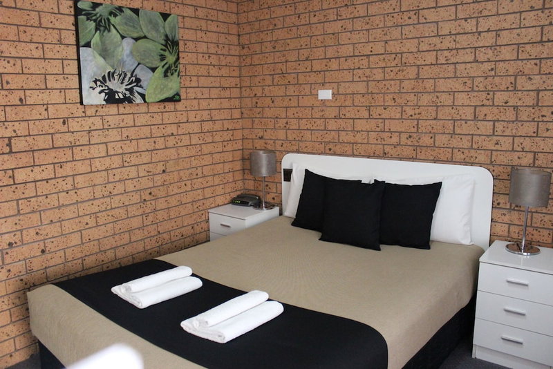 Golden Harvest Motor Inn, Moree, Australia