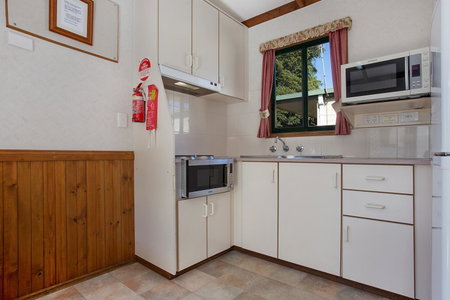 Hamilton Caravan Park, Hamilton, Australia