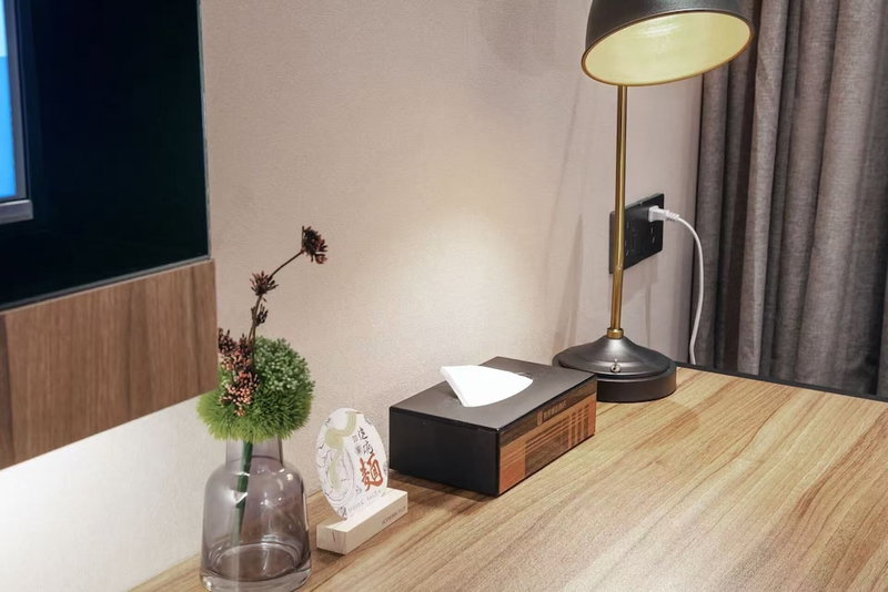 Home Selection Hangzhou Xihu Hubin Yintai i77 Store, Hangzhou, China