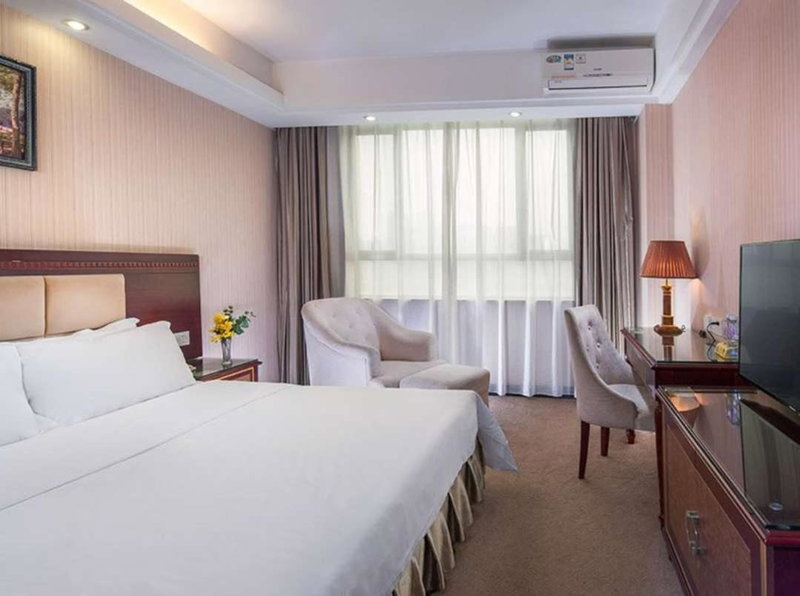 Vienna Hotel Longgang Nanlian, Longgang, China