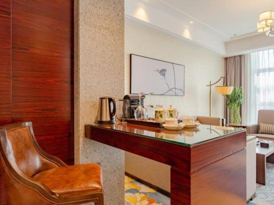 Binhai Jinling International Hotel, Binhai, China