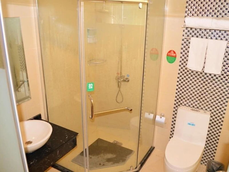 GreenTree Inn Huangshan TangKou Town Scenic Spot South Gate Transfer Center Hotel, Huangshan, China