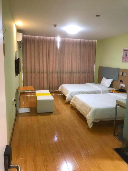 7 Days Inn (Hangzhou Xiaoshan Airport West Gate), Hangzhou, China