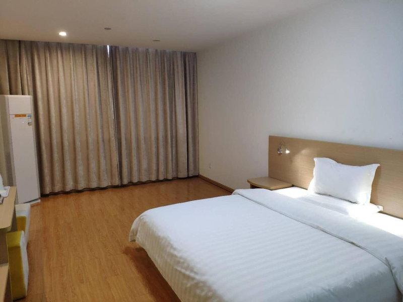 7 Days Inn (Hangzhou Xiaoshan Airport West Gate), Hangzhou, China