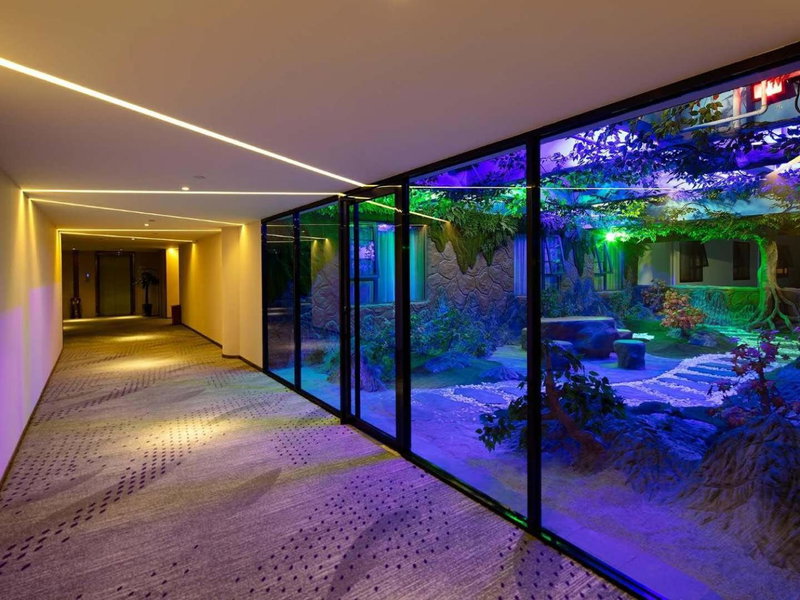 Lavande Hotels·Guilin Central Square Elephant Trunk Hill Scenic Area, Guilin, China
