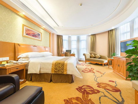 Vienna Hotel Shenzhen View Lake Park, Shenzhen, China