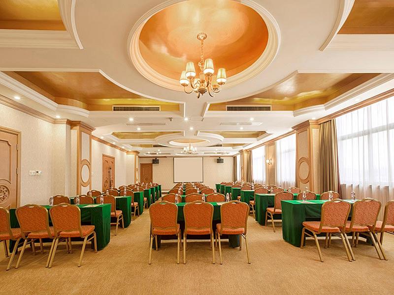 Vienna Hotel Shenzhen View Lake Park, Shenzhen, China