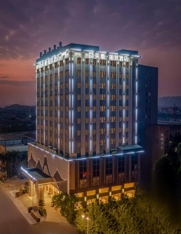 Hotel · Mehood Lestie, Dongguan International Exhibition Center, Shuanggang