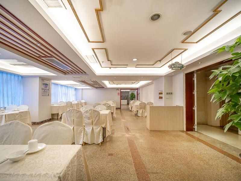 Vienna Hotel Foshan Chancheng Zumiao Branch, Foshan, China
