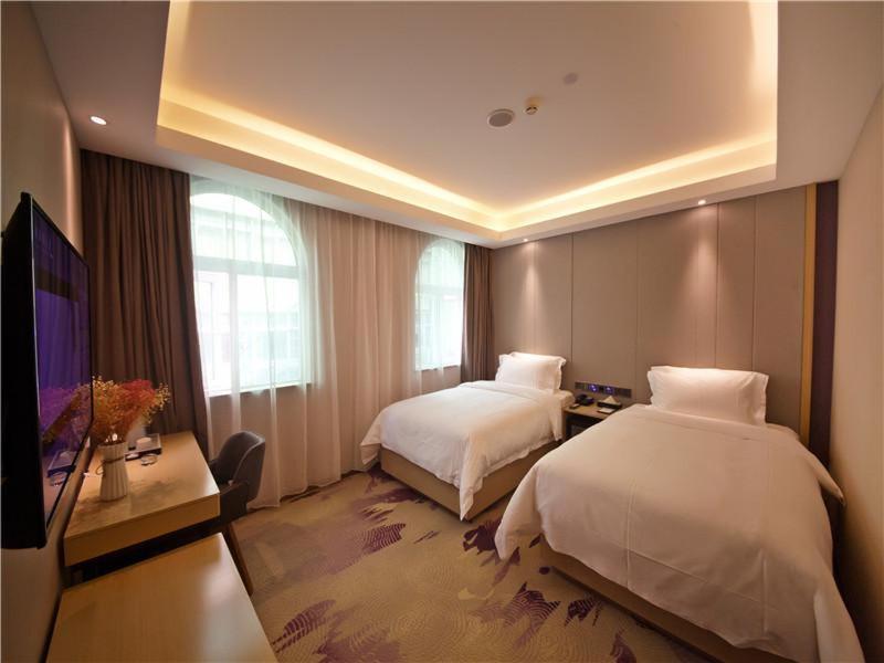 Lavande Hotel Changsha Yuanjialing Subway Station, Changsha, China