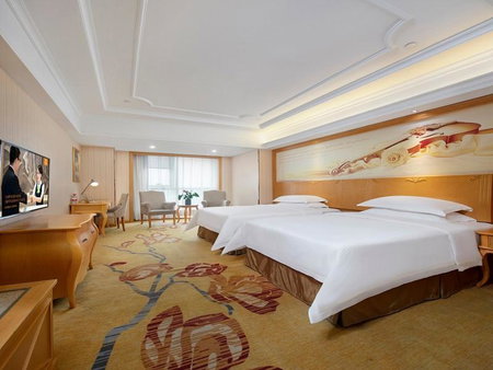 Vienna Hotel Zhengzhou Zhongyuan Futa, Zhengzhou, China