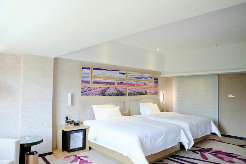 Lavande Hotel Shenzhen Bao'an Shiyan Metro Station, Shenzhen, China