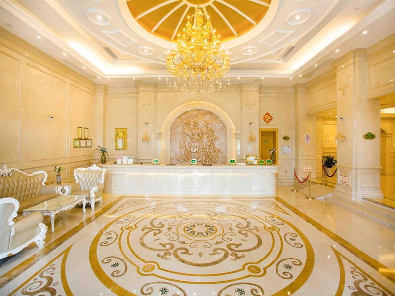 Vienna International Hotel Shanghai Malu Station, Jiading, China