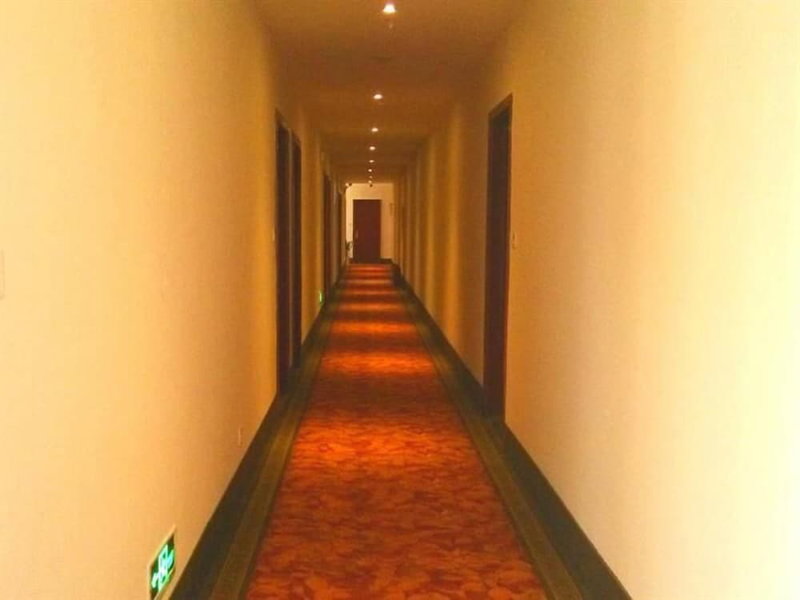 GreenTree Inn Suzhou Zhangjiagang Daxin Town Pingbei Road Express Hotel, Suzhou, China