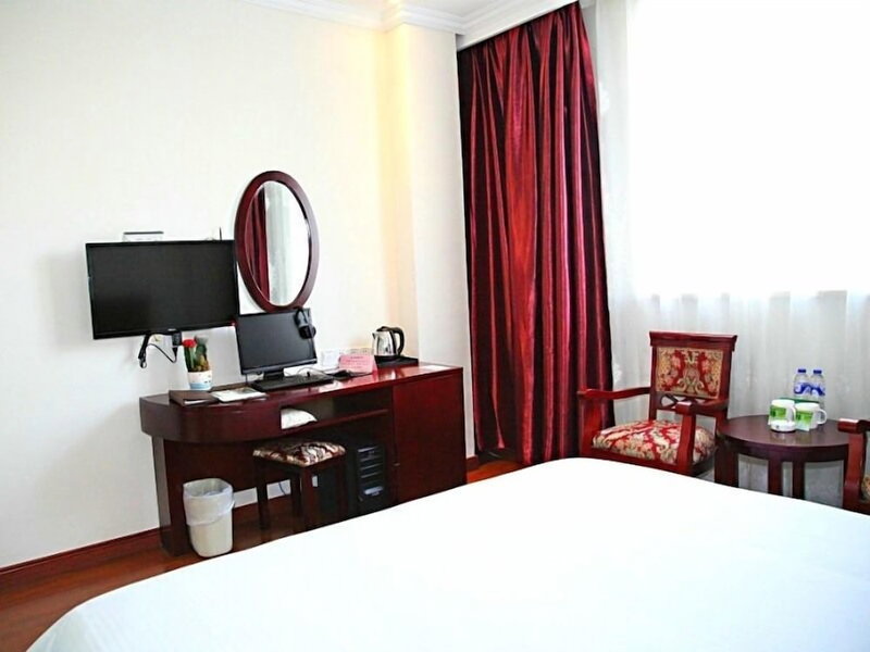 GreenTree Inn Suzhou Zhangjiagang Daxin Town Pingbei Road Express Hotel, Suzhou, China