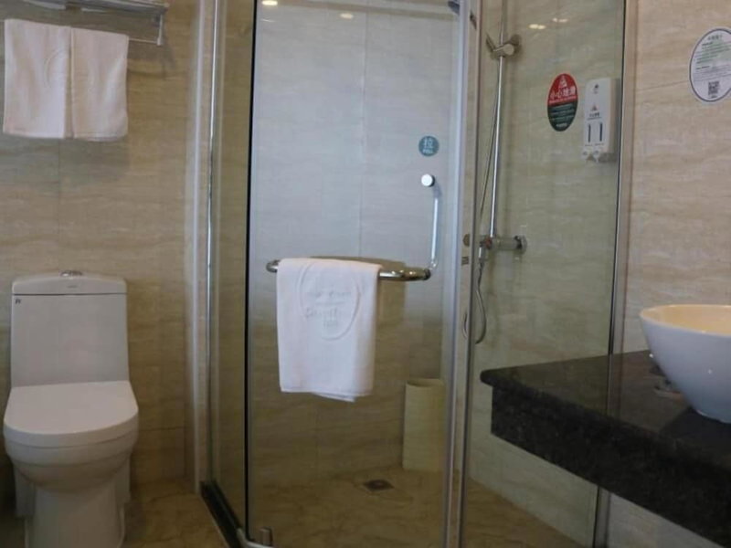 GreenTree Inn Nantong Qidong Bus Station Express Hotel, Nantong, China
