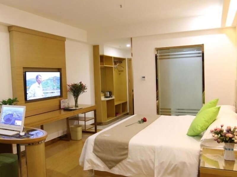 GreenTree Inn HeFei Feidong New District Hui Shopping Mall Express Hotel, Hefei, China
