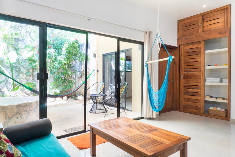 Stay in the Heart of Tulum - best location in Town, Tulum, Mexico