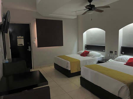 Hotel Maioris Guadalajara, Guadalajara, Mexico