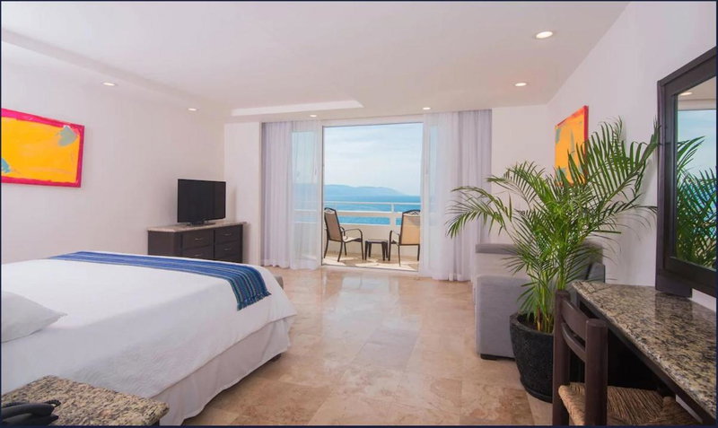 Delfin Beachfront Resort - Downtown Puerto Vallarta Optional All-Inclusive, Puerto Vallarta, Mexico