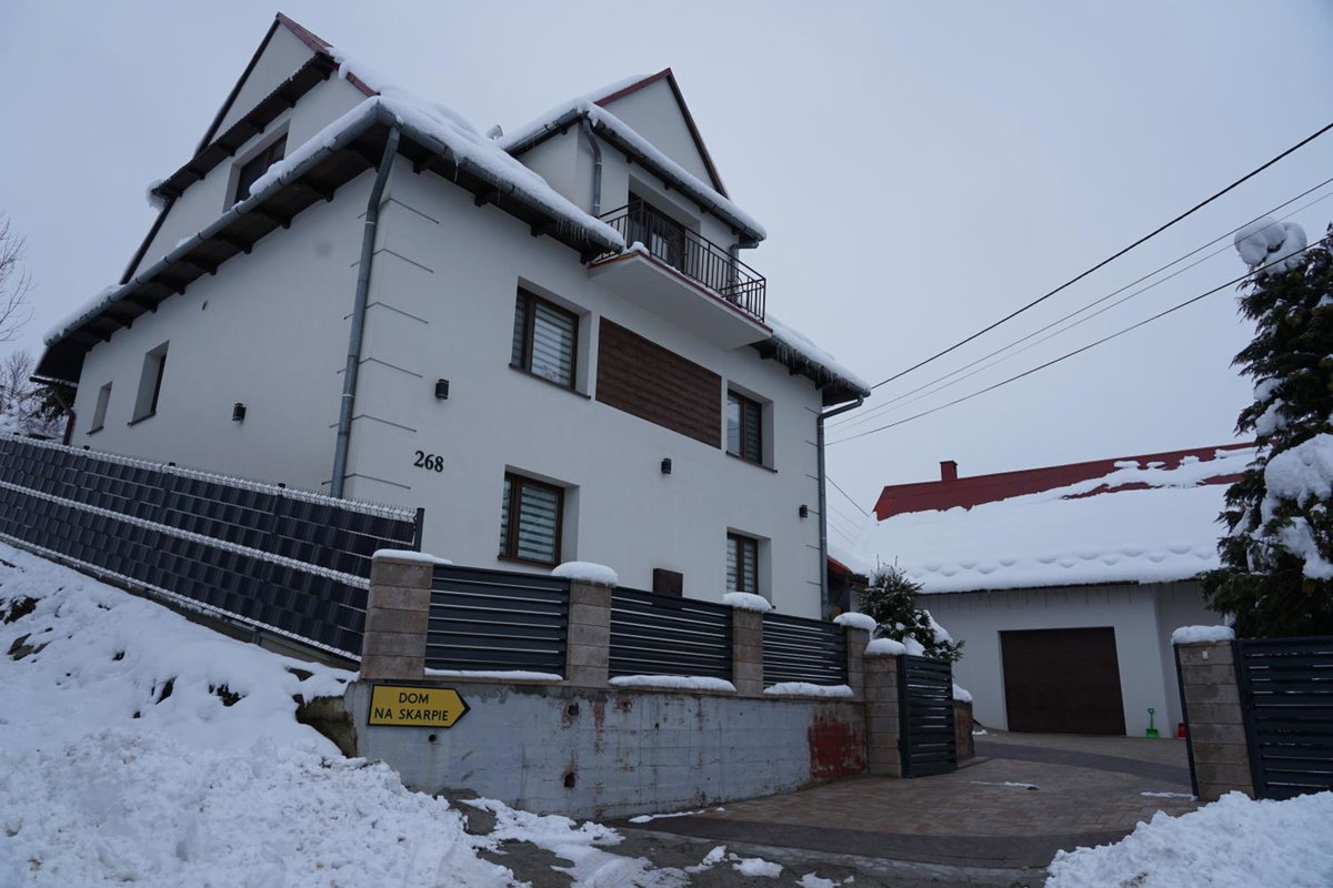 Hotel · Dom Na Skarpie, Mszana Górna