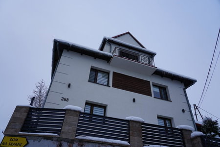 Dom Na Skarpie, Mszana Górna, Poland