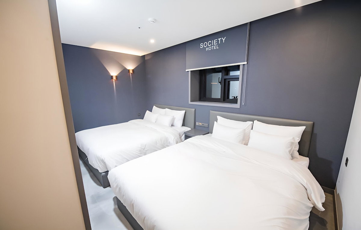 Hotel Society, South Korea