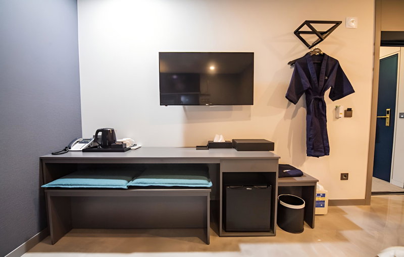 Hotel Society, Busan, South Korea