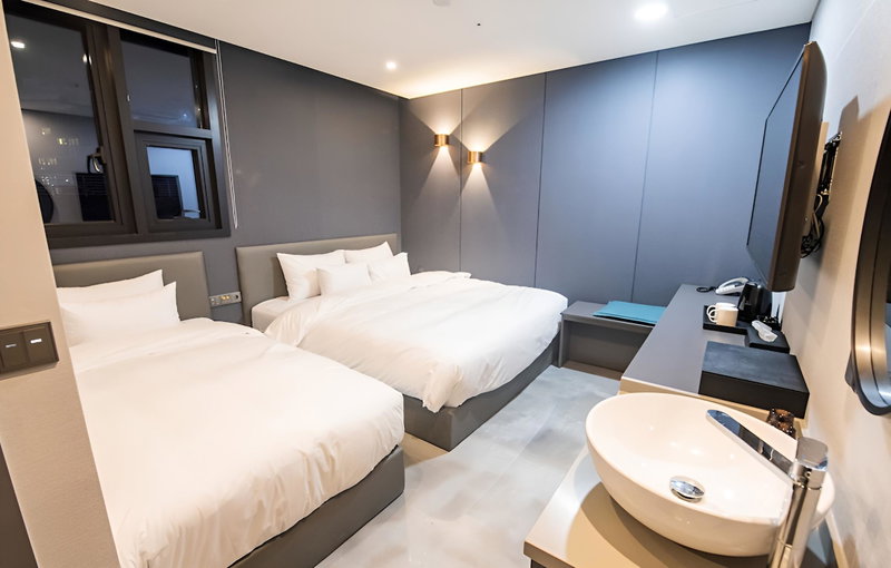 Hotel Society, Busan, South Korea