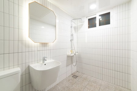 Jeongseong Hotel, Busan, South Korea