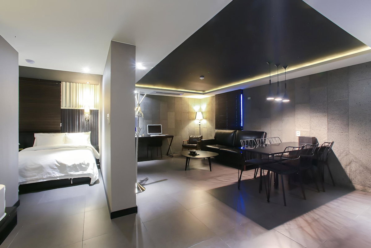 Hotel · Yeoksam Premier Hotel XYM, Seoul