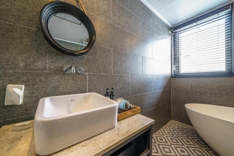 Brown-Dot Hotel Gwangalli beach, Busan, South Korea
