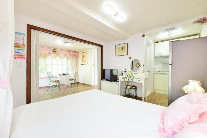 Gapyeong Kkonmuji Pension, Gapyeong, South Korea