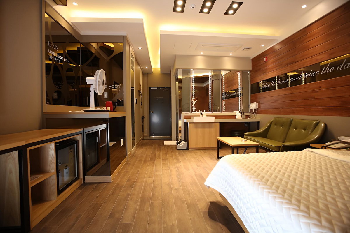 Gyeongju Yolo Unmanned Hotel, South Korea