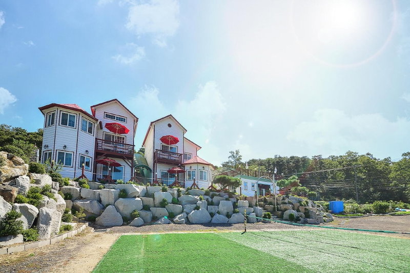 Ganghwa Punggyung Gryujineon zip Pension, Incheon, South Korea