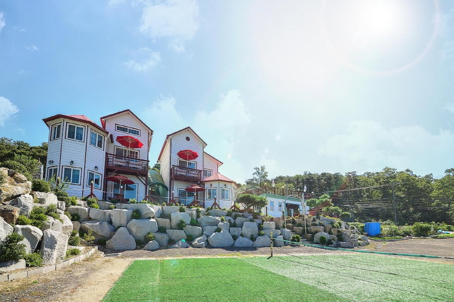 Ganghwa Punggyung Gryujineon zip Pension, Incheon, South Korea