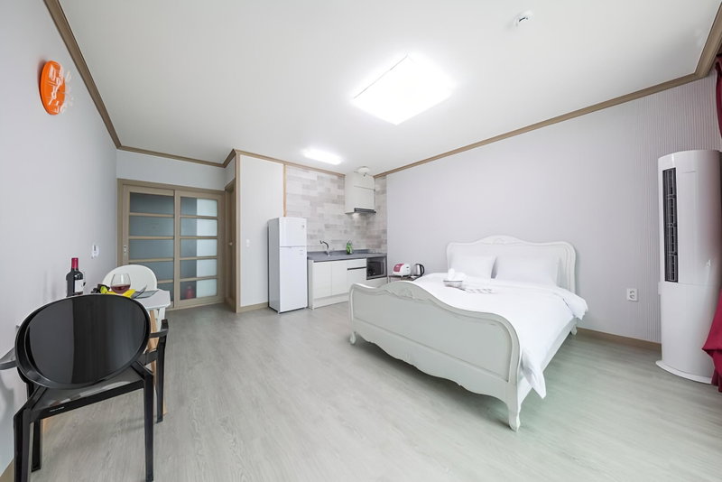 Yeosu Ailia Pension, Yeosu, South Korea
