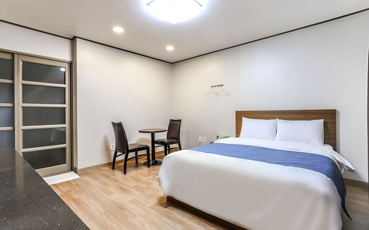 Hotel · Hyundae Motel, Gangneung