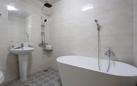 Hyundae Motel, Gangneung, South Korea