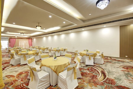 Flxho Royal Orbit - Cyber City, Gurugram, India