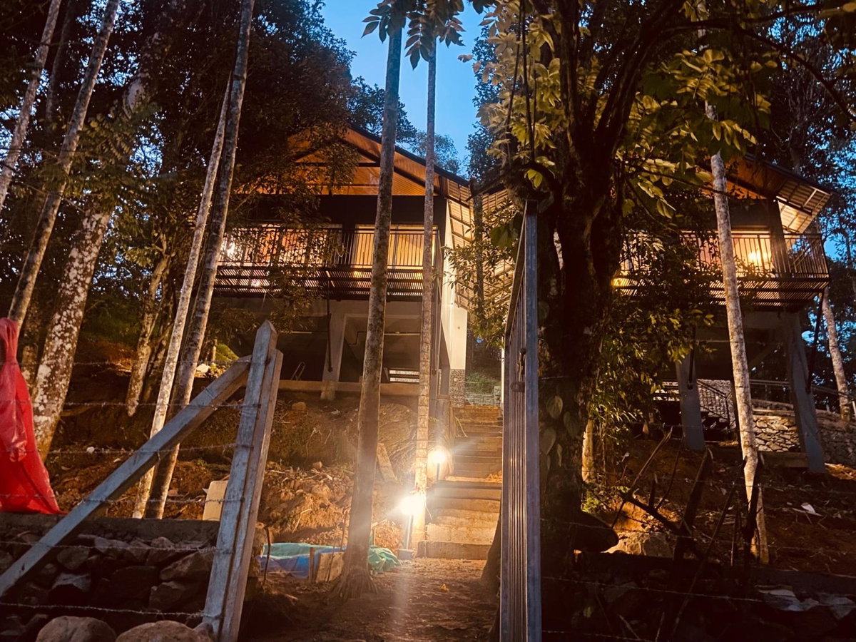 SR Villa - Serenity by riverside, India