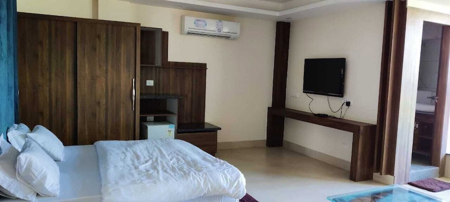 Hotel Maira, Dehradun, India