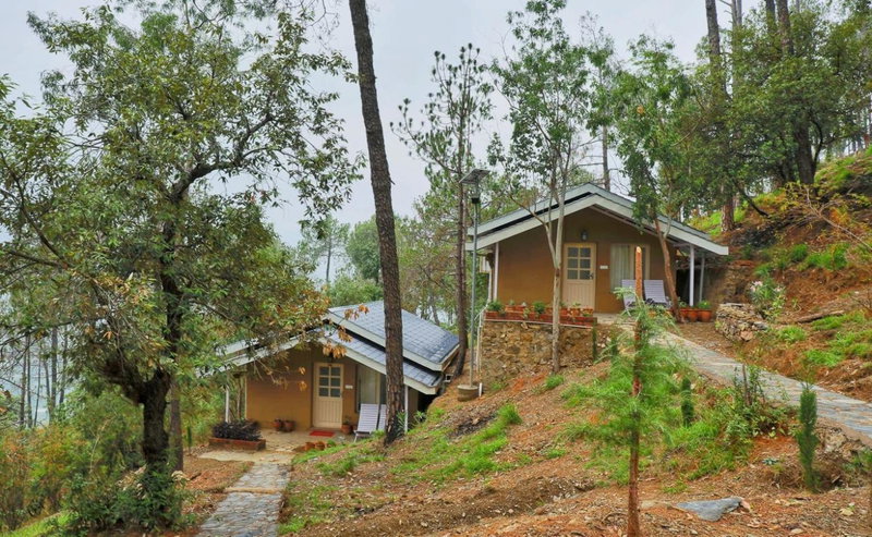 Rainbow Resorts, Solan, India