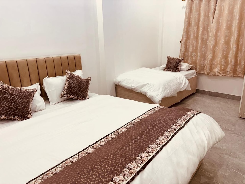 Hotel · Shri Ram Darbar, Faizabad