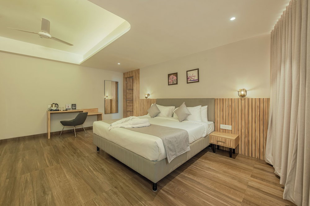 Hotel Shoolin Comforts, India