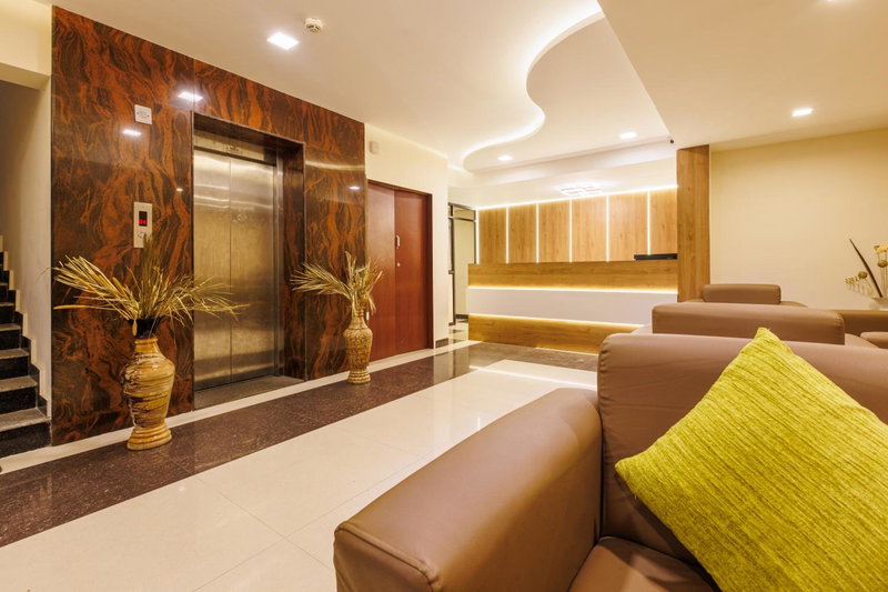 Hotel Comfort Park - Opposite Sri Ramachandra Medical College Porur, Chennai, India