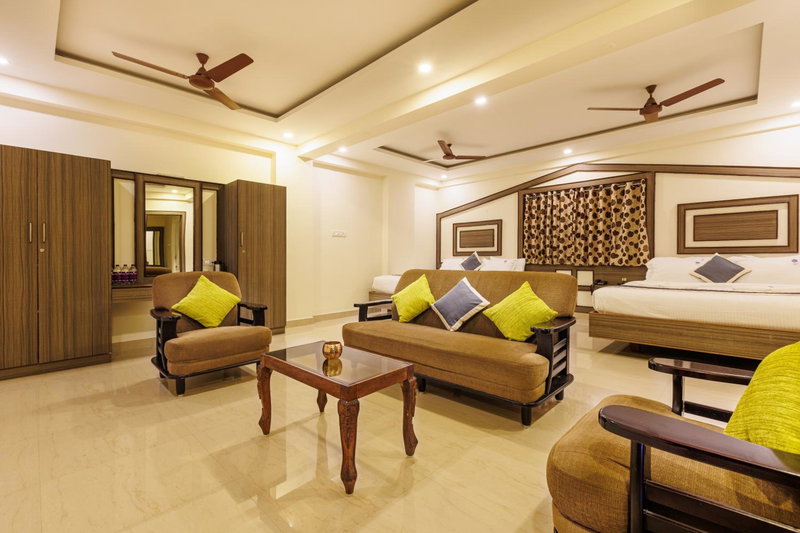 Hotel Comfort Park - Opposite Sri Ramachandra Medical College Porur, Chennai, India