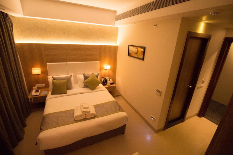 The Maureen, Kolkata, India
